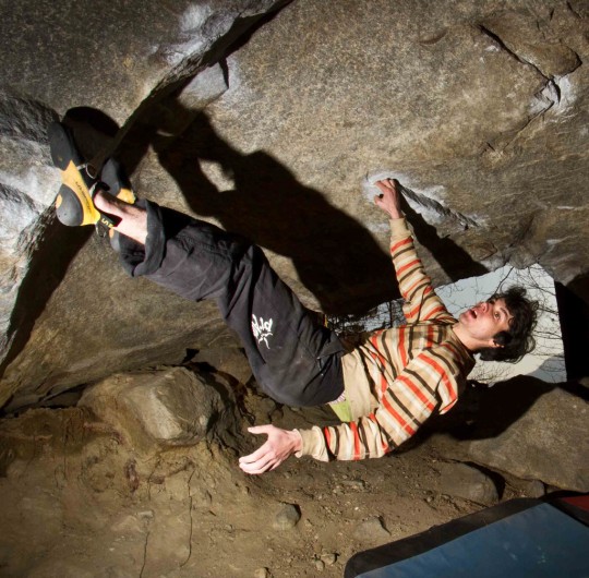 Paul Robinson on The Story Of Two Worlds (V15) in Cresciano