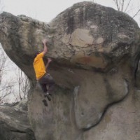 Video Friday:  Bouldering In Fontainebleau & The New River Gorge